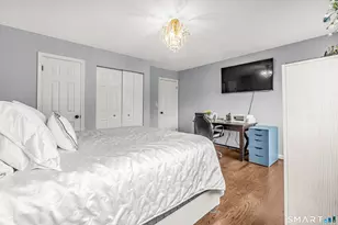 40 Orangewood W, Derby, CT 06418 - Photo 13