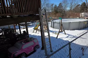 891 Pearl Lake Rd, Waterbury, CT 06706 - Photo 5