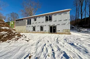 247 Green Holow Rd, Killingly, CT 06239 - Photo 7