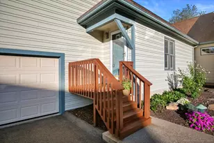 39 L Hermitage Dr, Shelton, CT 06484 - Photo 3