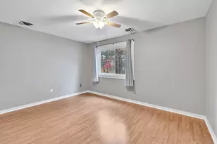 35 Algonquin Ln, Stratford, CT 06614 - Photo 11