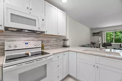 8 Rose Lane #APT 10-5, Danbury, CT 06811 - Photo 7