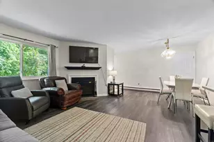 8 Rose Ln, Danbury, CT 06811 - Photo 3