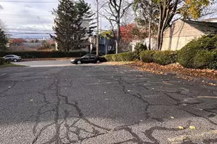 76 Palisade Ave, Bridgeport, CT 06610 - Photo 13