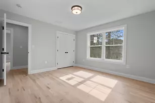 52 Circle Dr, Stratford, CT 06614 - Photo 7