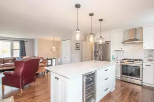 425 Judd St, Fairfield, CT 06824 - Photo 7