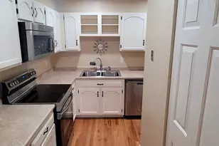 6 Comstock Trail, Brookfield, CT 06804 - Photo 7