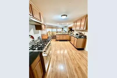 7 Renzulli Road, Norwalk, CT 06851 - Photo 7