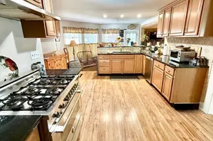 7 Renzulli Rd, Norwalk, CT 06851 - Photo 7