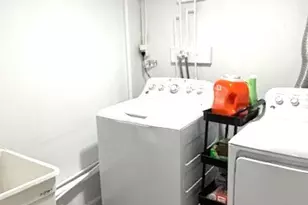 30 Clinton Pl, Wallingford, CT 06492 - Photo 35