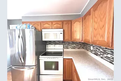 30 Clinton Place, Wallingford, CT 06492 - Photo 13