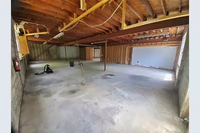 19 Sandscreen Road #Left Side, Avon, CT 06001 - Photo 11