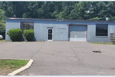 19 Sandscreen Road #Left Side, Avon, CT 06001 - Photo 1