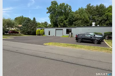 19 Sandscreen Road #Left Side, Avon, CT 06001 - Photo 1