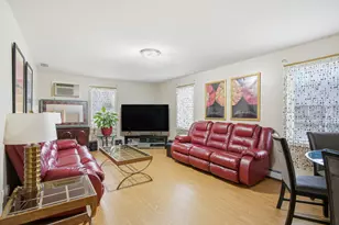 35 Fairfield Ln, Bloomfield, CT 06002 - Photo 15