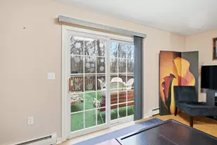 35 Fairfield Ln, Bloomfield, CT 06002 - Photo 13