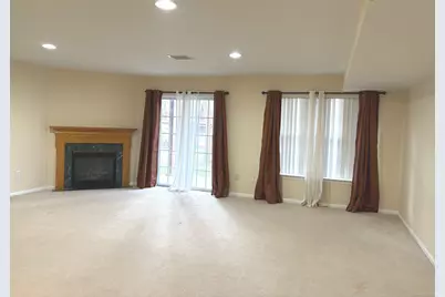 1206 Eaton Court #1206, Danbury, CT 06811 - Photo 11