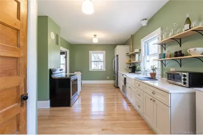 390 Main Street, New Hartford, CT 06057 - Photo 19