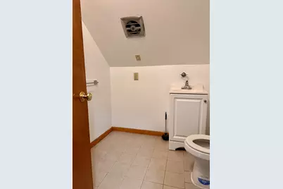 122 Hansen Avenue #3, Bridgeport, CT 06605 - Photo 9