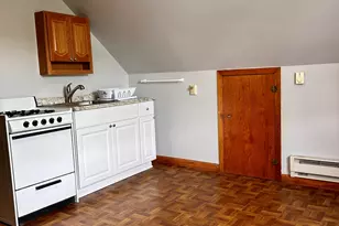 122 Hansen Ave, Bridgeport, CT 06605 - Photo 3