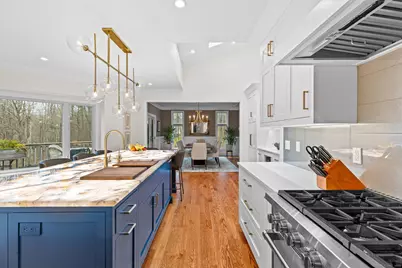 40 Hull Place, Ridgefield, CT 06877 - Photo 9