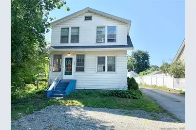 486 Mohegan Avenue Parkway, Waterford, CT 06375 - Photo 1