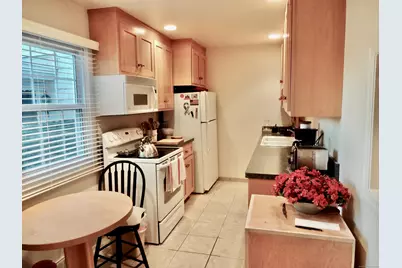 245 Unquowa Road #APT 33, Fairfield, CT 06824 - Photo 11