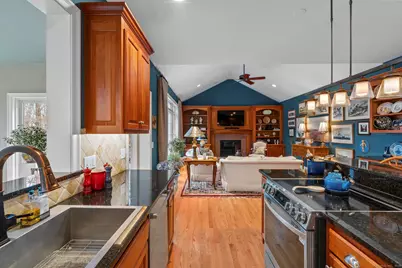 18 Daniel Circle #18, Suffield, CT 06078 - Photo 11