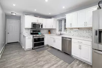 76 Kenmore Avenue, Waterbury, CT 06708 - Photo 5