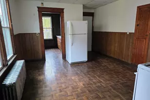 166 Oak St, Waterbury, CT 06704 - Photo 3