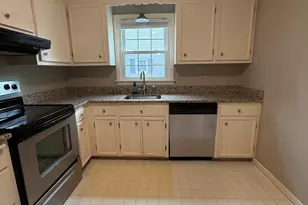 5 Barrington Dr, Wethersfield, CT 06109 - Photo 7