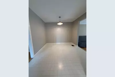 5 Barrington Drive #APT D, Wethersfield, CT 06109 - Photo 9