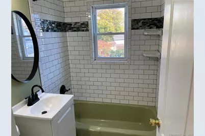 213 Larkin Court, Stratford, CT 06615 - Photo 13