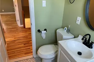 213 Larkin Ct, Stratford, CT 06615 - Photo 15