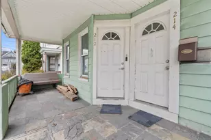 212 Denver Ave, Bridgeport, CT 06605 - Photo 9