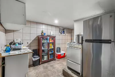 212 Denver Avenue, Bridgeport, CT 06605 - Photo 25