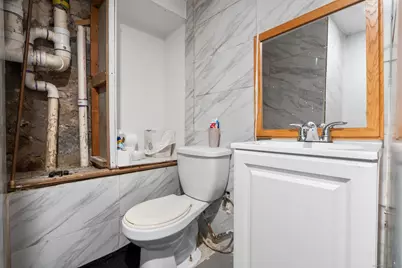 212 Denver Avenue, Bridgeport, CT 06605 - Photo 31