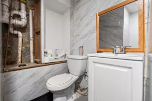 212 Denver Ave, Bridgeport, CT 06605 - Photo 31