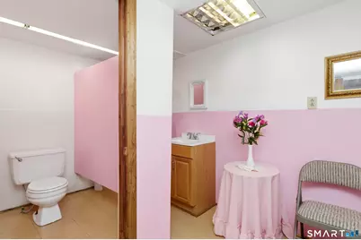 185 Bishop Street, Waterbury, CT 06704 - Photo 23