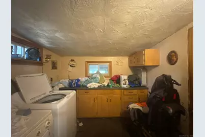 37 Morris Lane, Milford, CT 06460 - Photo 5