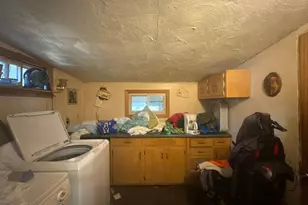 37 Morris Ln, Milford, CT 06460 - Photo 5