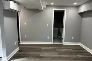 22 Hawthorne St, Norwich, CT 06360 - Photo 1