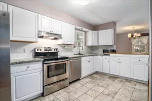 37 Putnam Rd, New Milford, CT 06776 - Photo 7