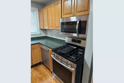 114 Kneeland Road, New Haven, CT 06512 - Photo 5