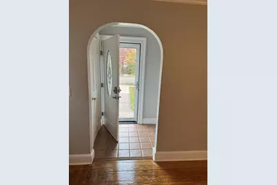 114 Kneeland Road, New Haven, CT 06512 - Photo 7