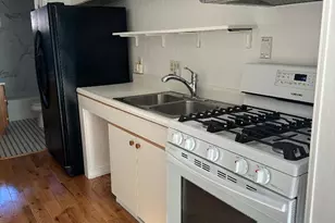 79 S B St, Norwich, CT 06380 - Photo 9