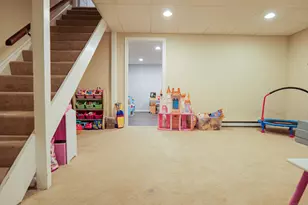 7 Willow Ct, Cromwell, CT 06416 - Photo 15