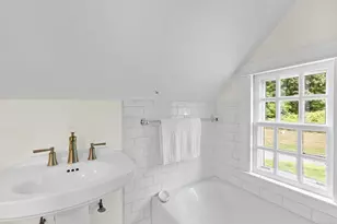 90 Duck Hole Rd, Guilford, CT 06437 - Photo 33