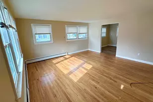 10 Greenbrier Dr, Bloomfield, CT 06002 - Photo 13