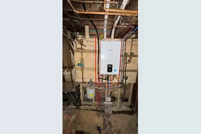 10 Greenbrier Drive, Bloomfield, CT 06002 - Photo 25